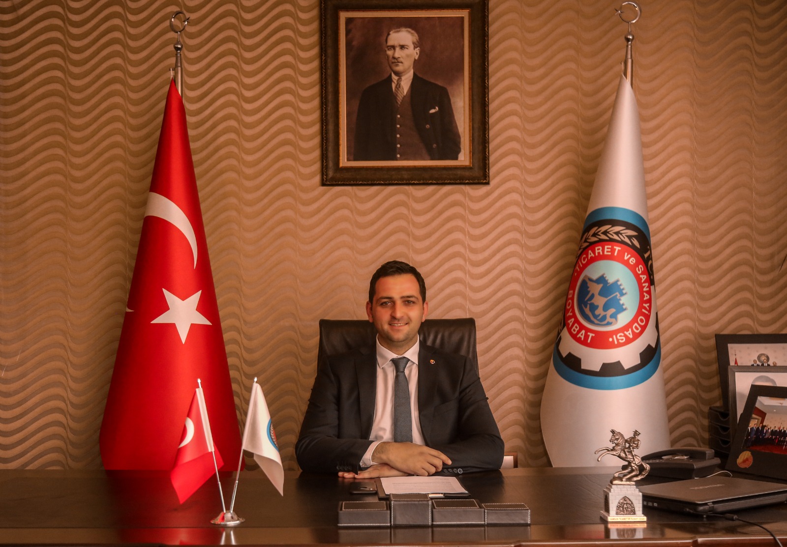 Başkanın Özgeçmişi